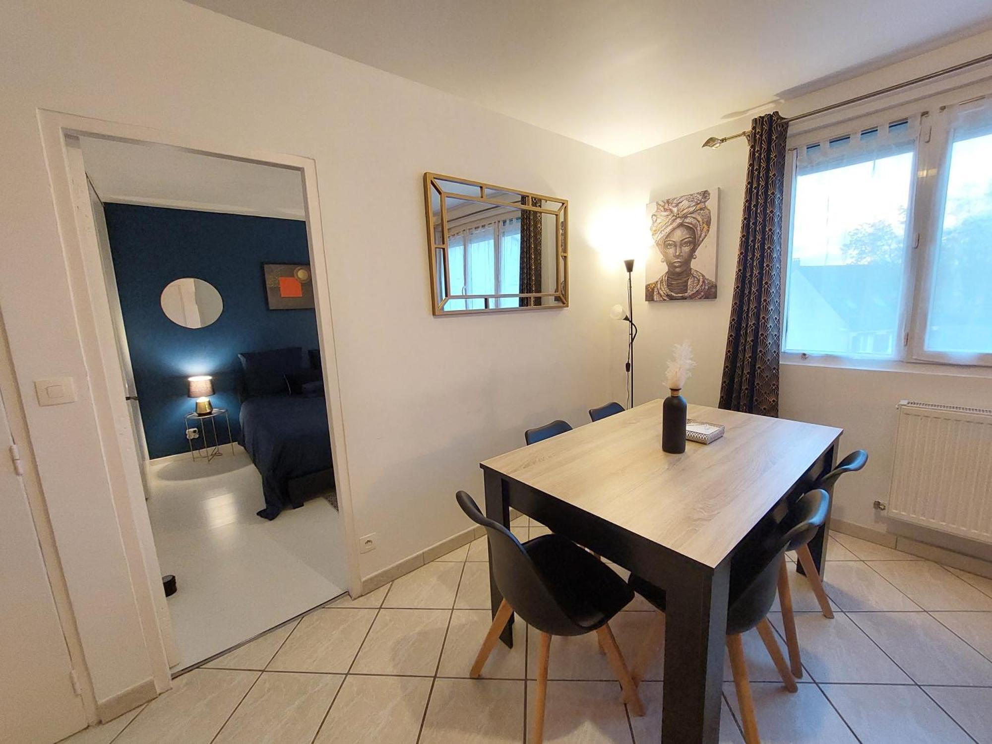 Le Chic Ethnic Dreux Apartment ภายนอก รูปภาพ