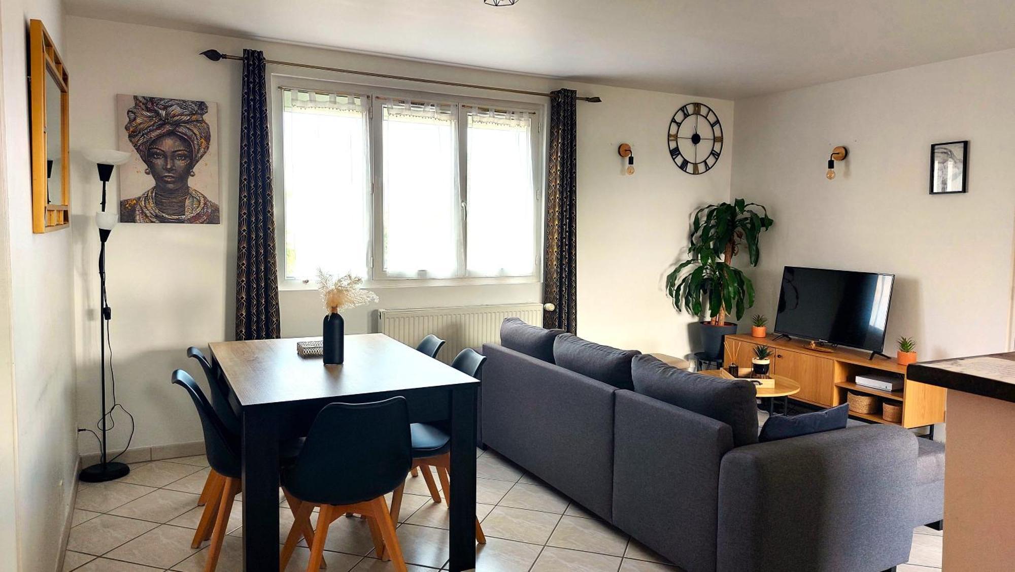 Le Chic Ethnic Dreux Apartment ภายนอก รูปภาพ